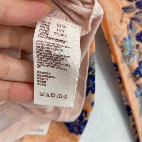 -Free People Mock Neck Blouse NWT XS - Picture 11 of 11